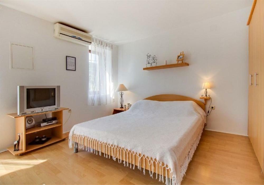 Apartments Jelena Veli Lošinj Екстериор снимка